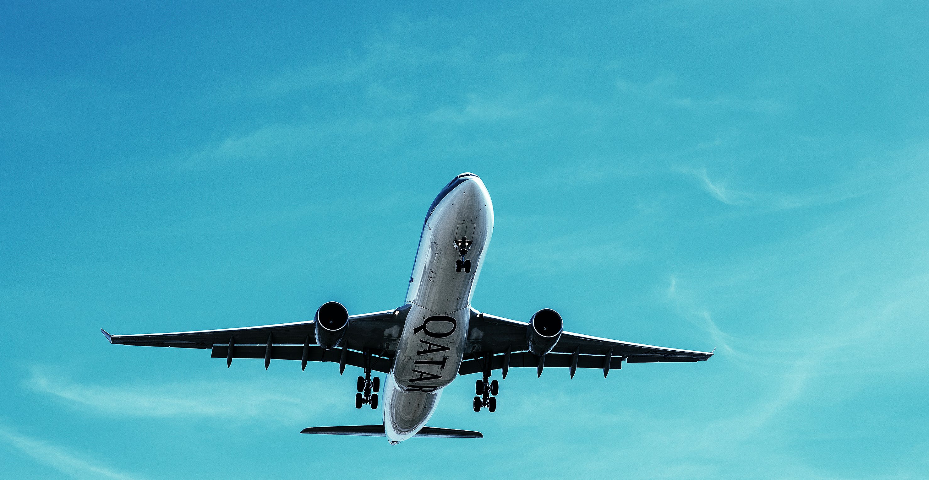 ¿Cómo reprogramo mi vuelo Air France?