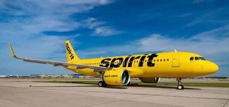 ¿Cuánto cuesta un equipaje en Spirit Airlines?