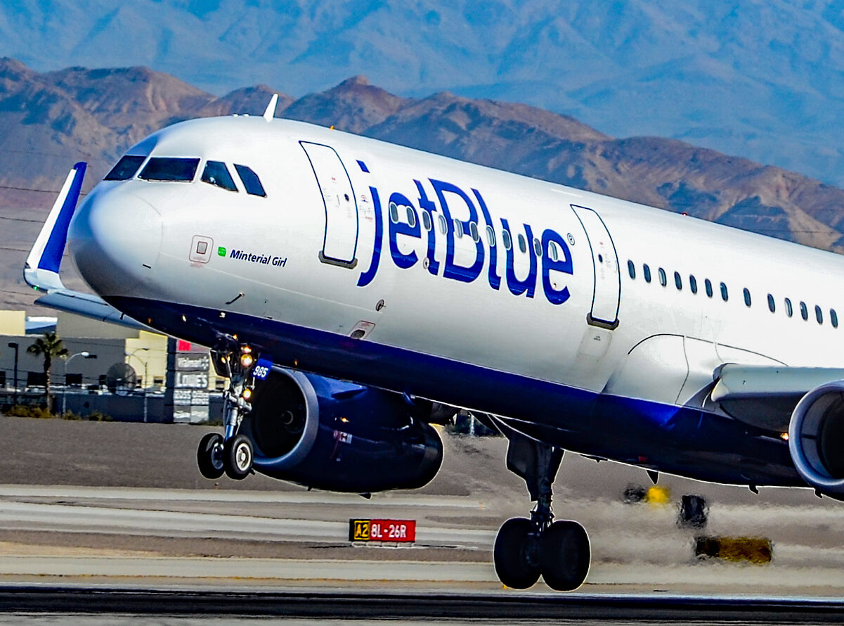 ¿Cómo llamar a JetBlue desde Ecuador?
