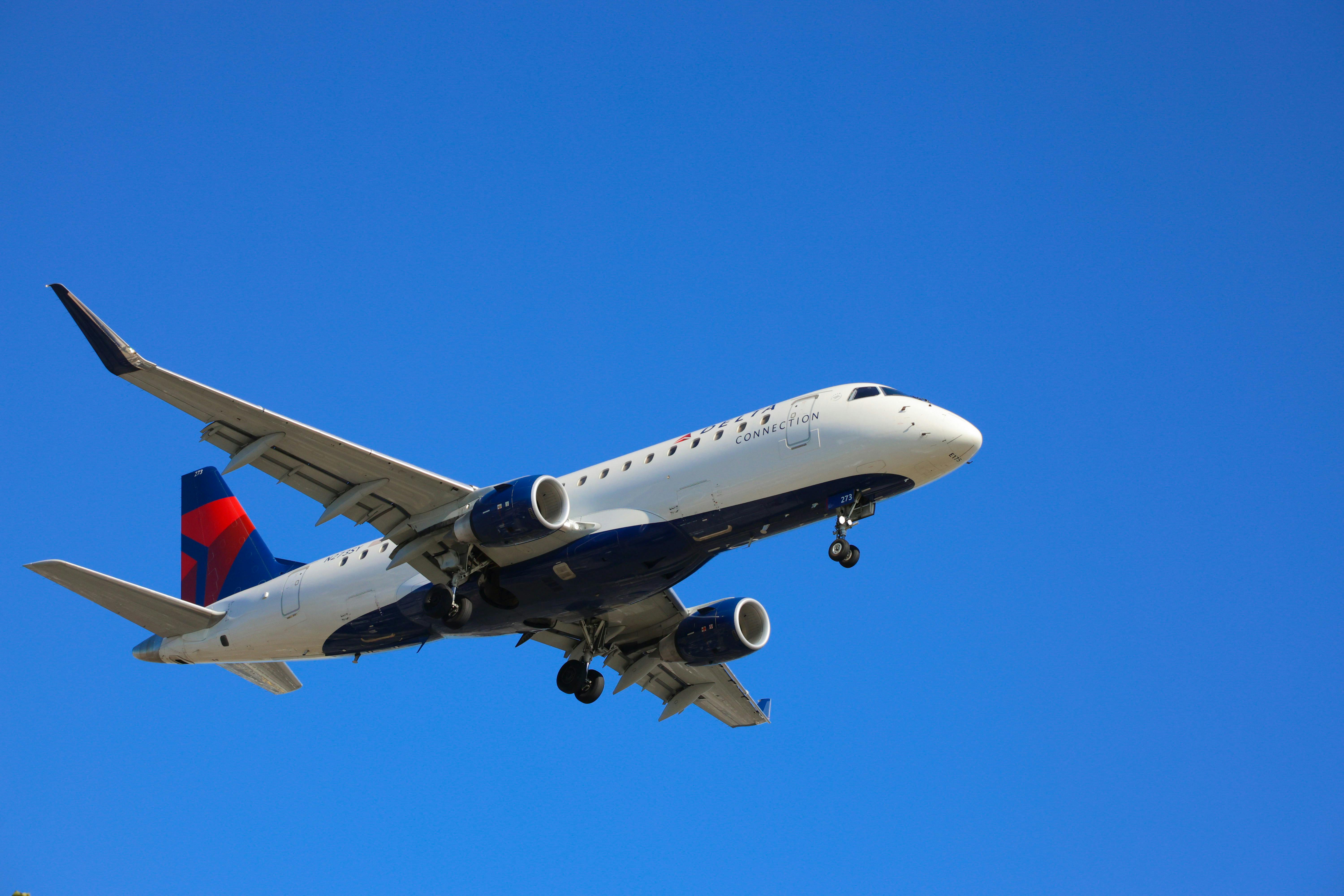 ¿Cómo llamar a Lufthansa desde Argentina?