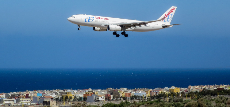 ¿Cuánto equipaje se puede llevar con Air Europa?