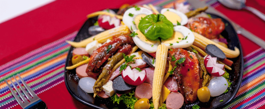 Comida Típica de Guatemala: 15 Platillos Tradicionales para Viajeros